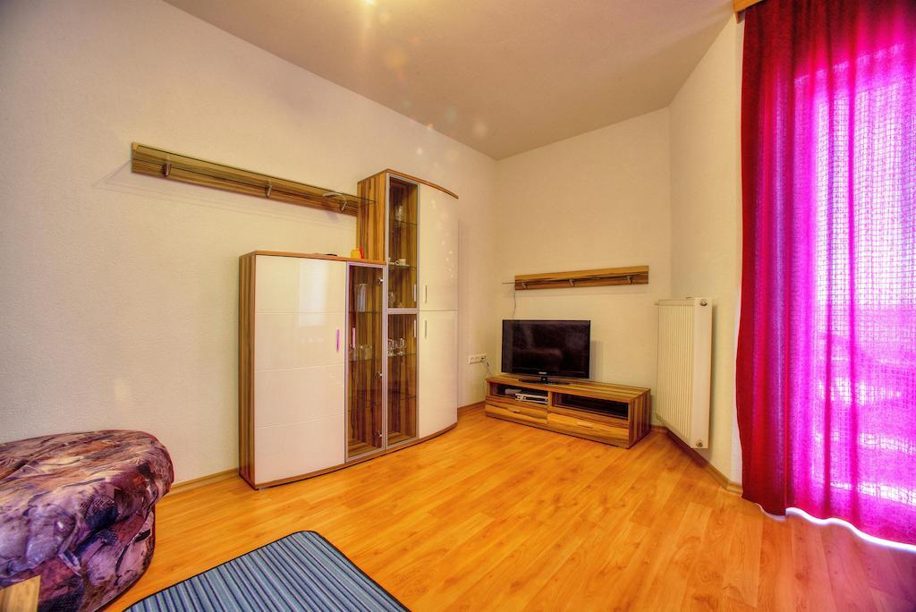 Apartments Peran Šibenik Quarto foto