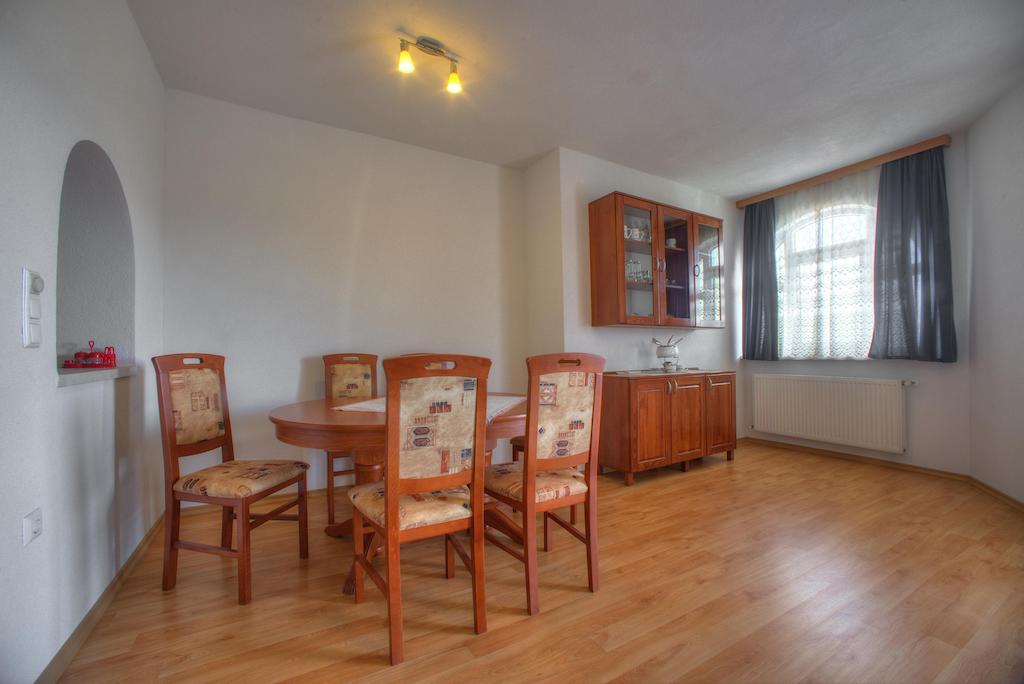 Apartments Peran Šibenik Quarto foto