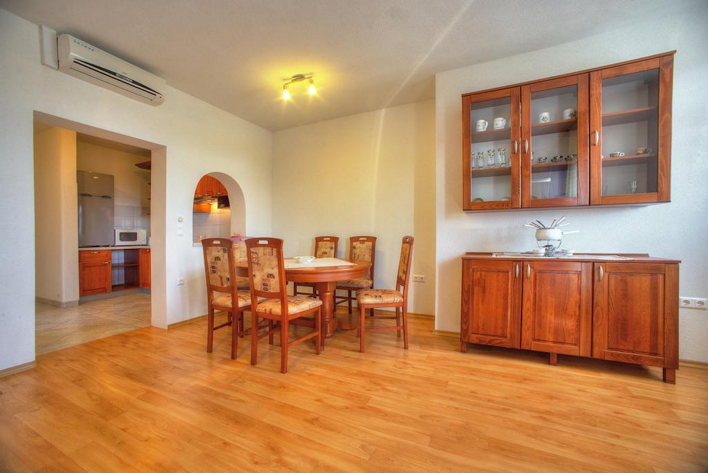 Apartments Peran Šibenik Quarto foto