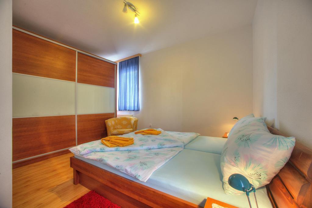 Apartments Peran Šibenik Quarto foto